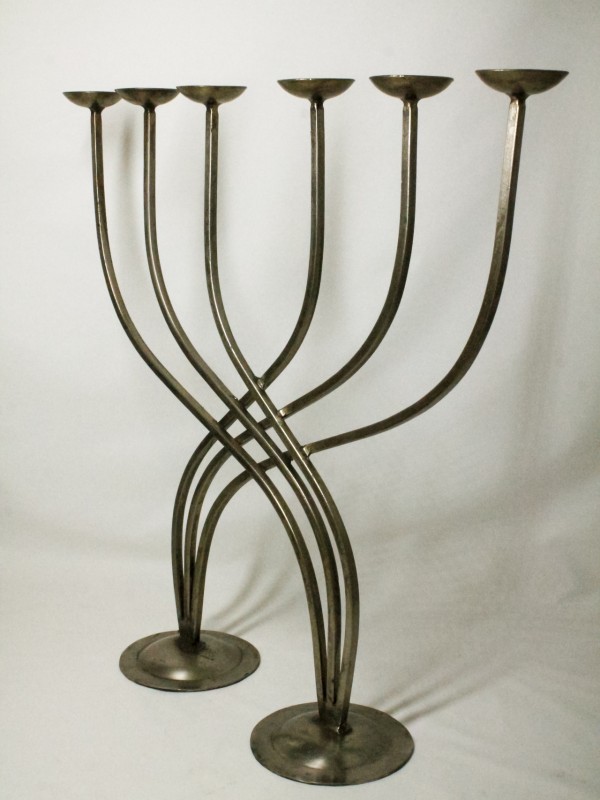 Zilverkleurige kandelaar met zes armen (Art. 4004)